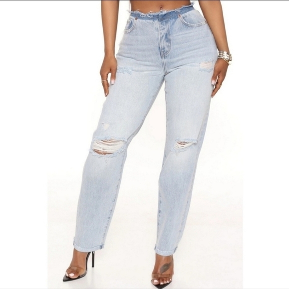 Fashion Nova Raw Waist Distressed Straight Leg Jeans | Light Wash Sz 5 NWT - Picture 4 of 12